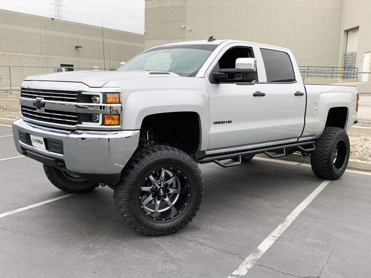 15-19 Chevrolet Silverado 2500HD/3500HD LUXX-Series LED Projector Headlights Black