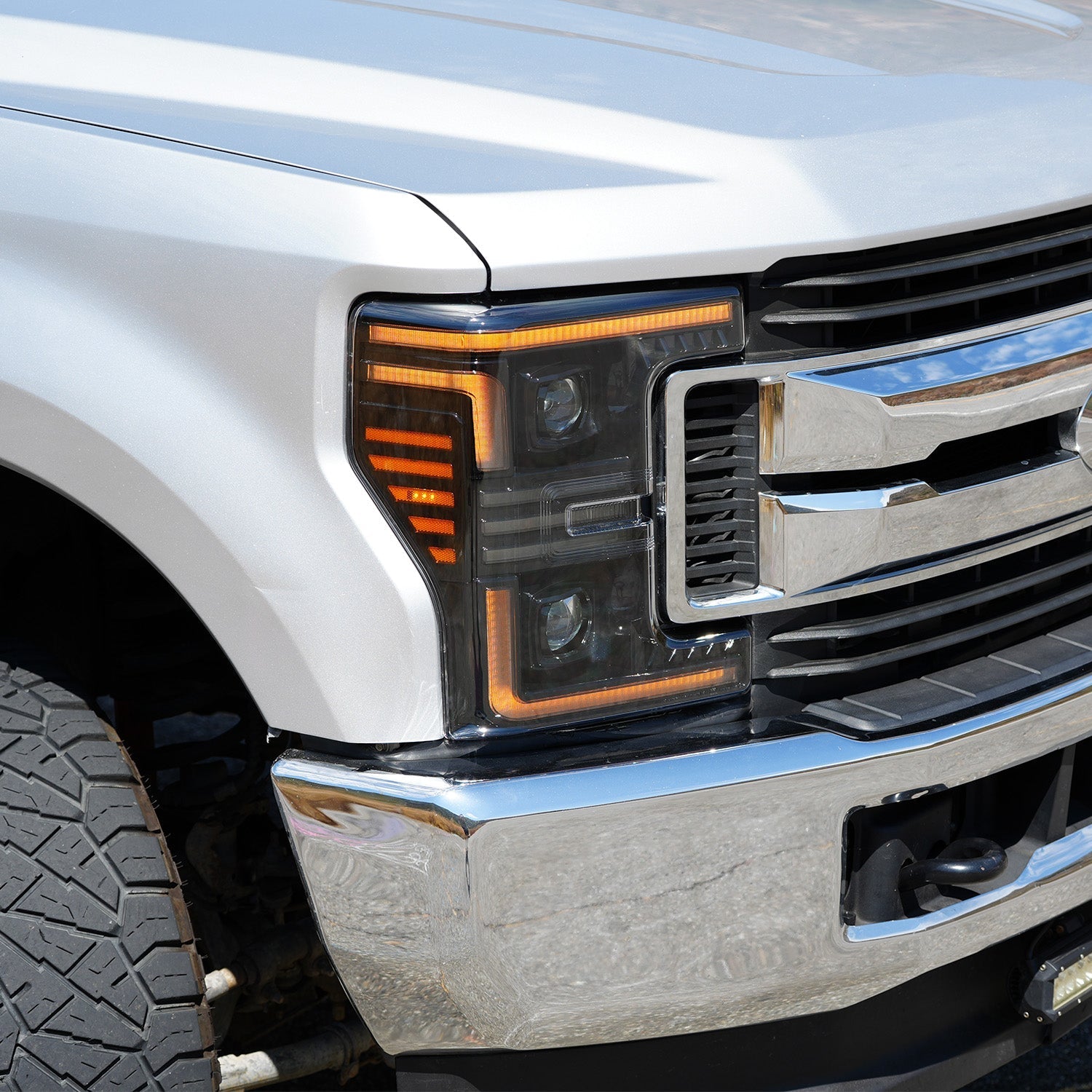 17-19 Ford Super Duty MKII LUXX-Series LED Projector Headlights Alpha-Black