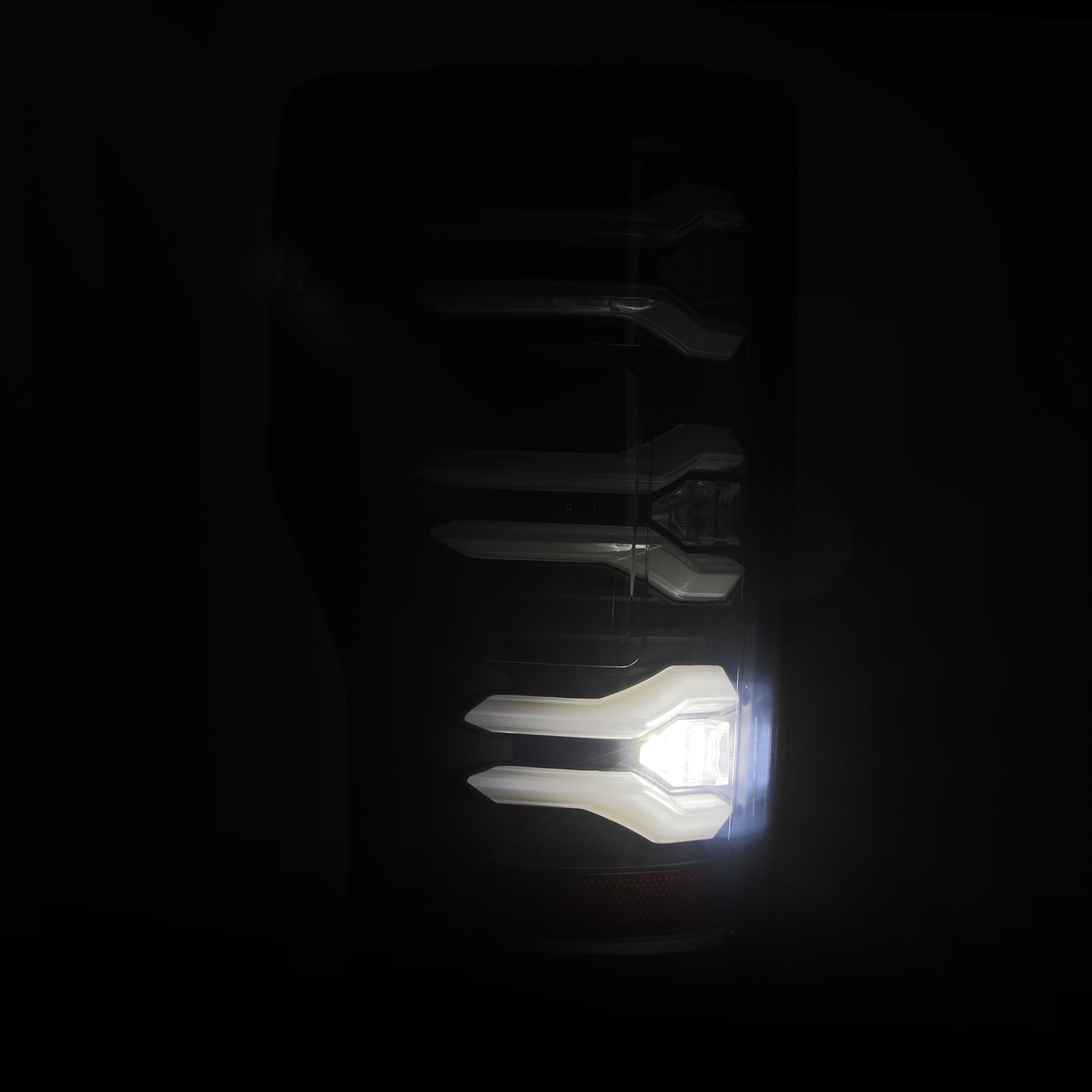 17-22 Ford Super Duty LUXX-Series LED Tail Lights Black