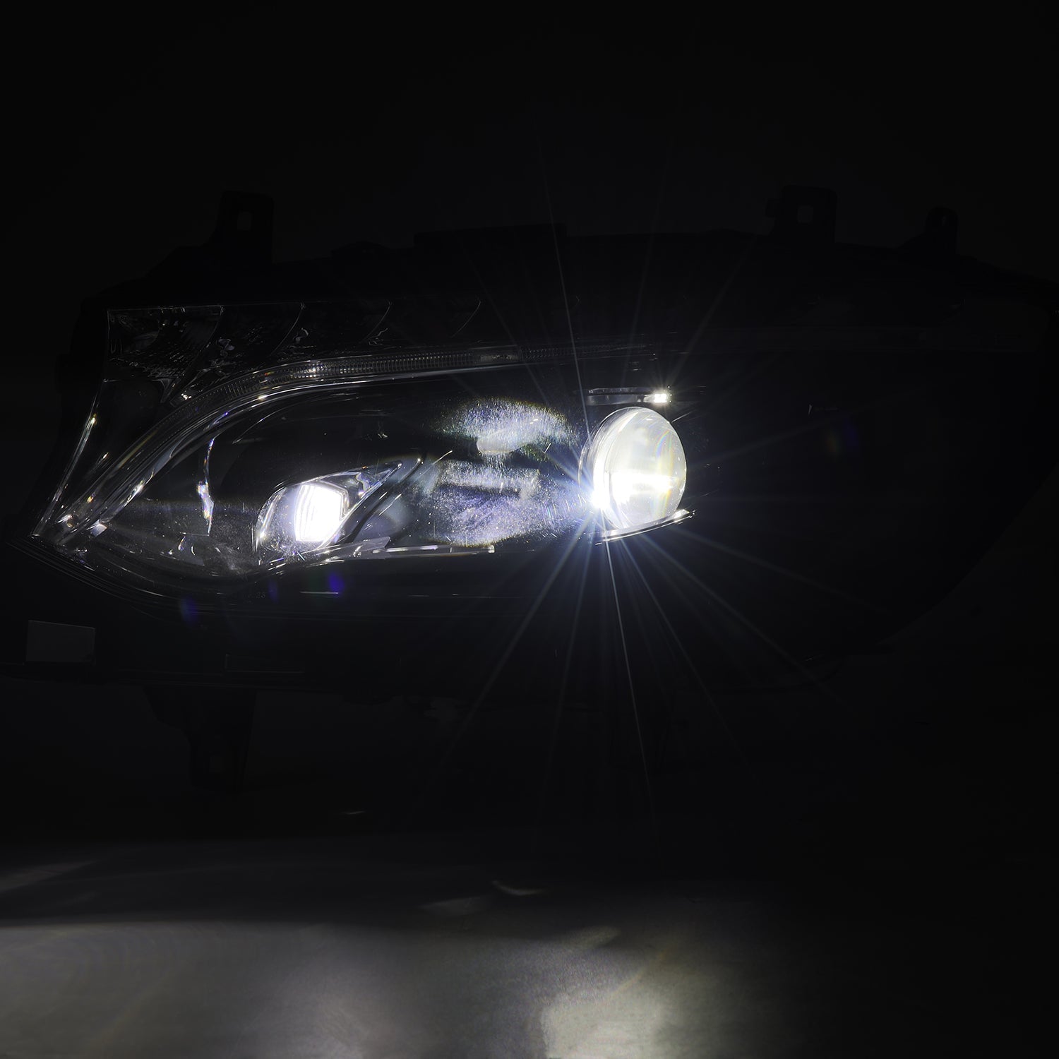 19-26 Mercedes-Benz Sprinter LUXX-Series LED Projector Headlights Alpha-Black