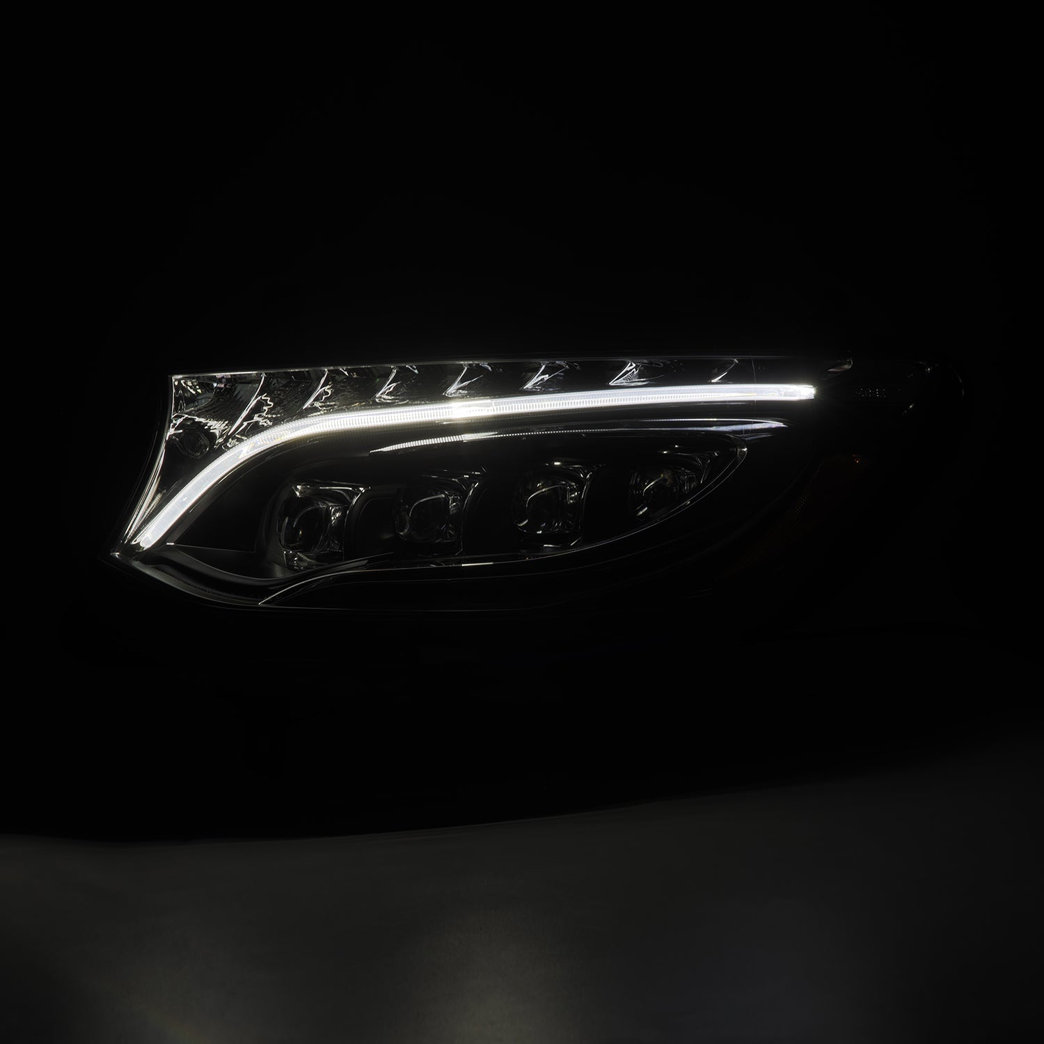19-26 Mercedes-Benz Sprinter NOVA-Series LED Projector Headlights Black