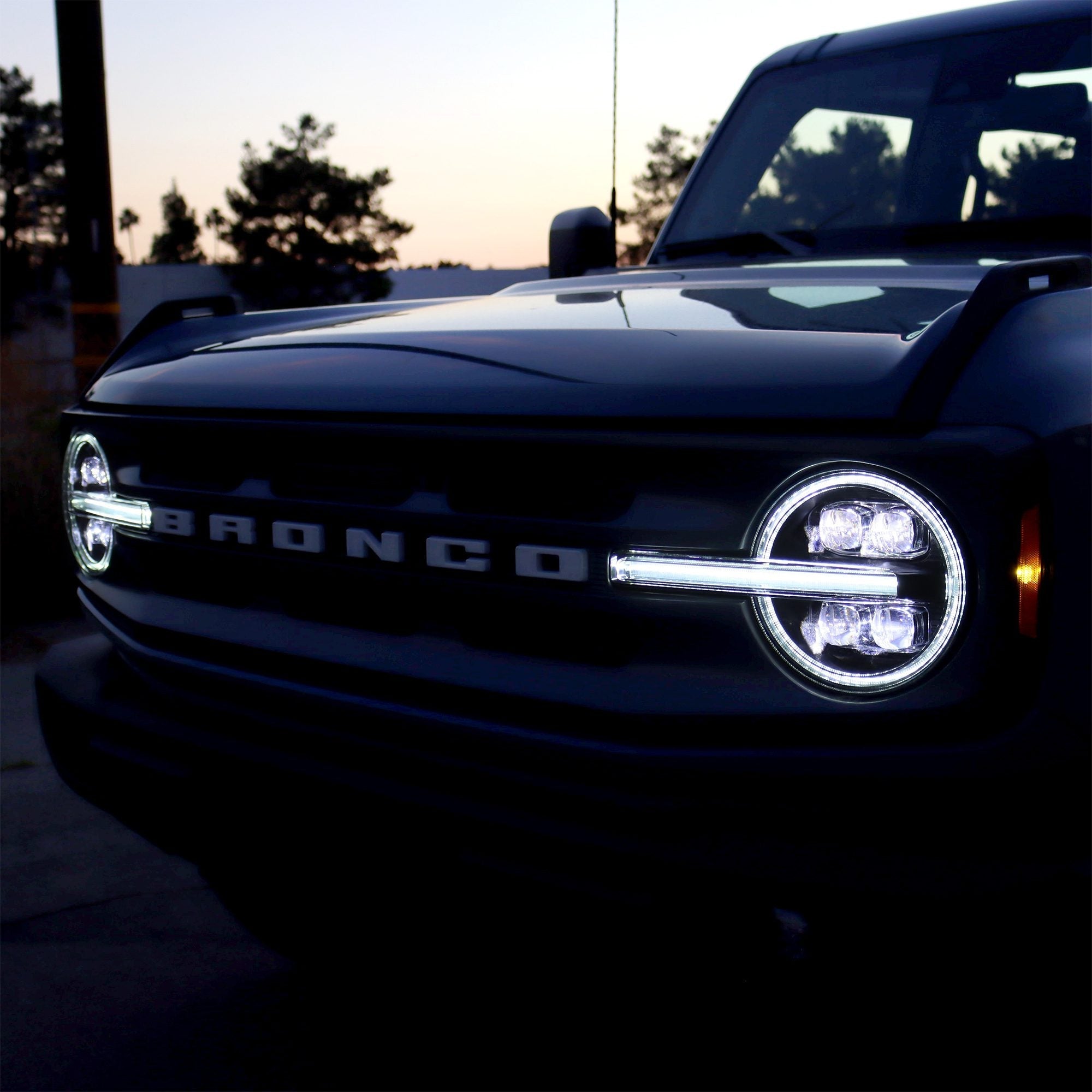 21-26 Ford Bronco / 22-26 Ford Bronco Raptor NOVA-Series LED Projector Headlights Alpha-black
