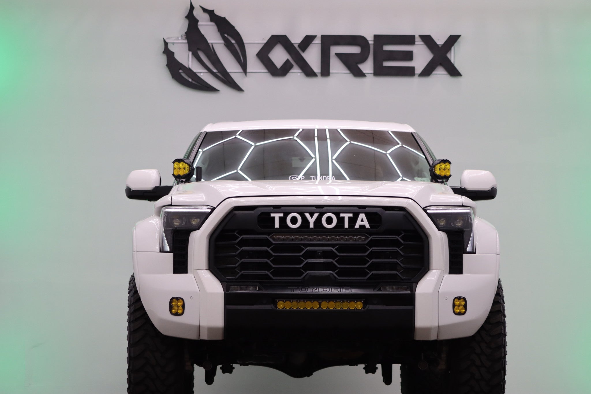 22-26 Toyota Tundra/Sequoia LUXX-Series LED Projector Headlights Black