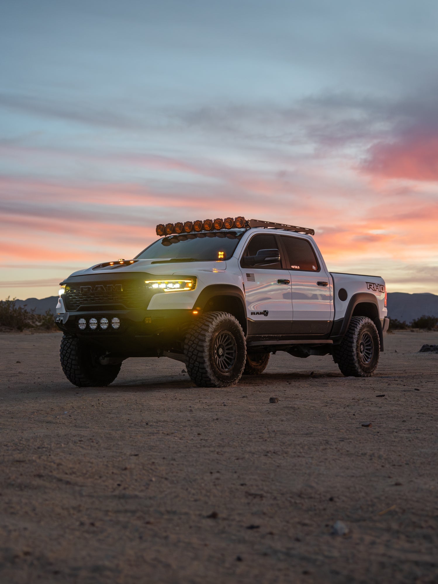 25-26 Ram 1500 NOVA-Series LED Projector Headlights Black