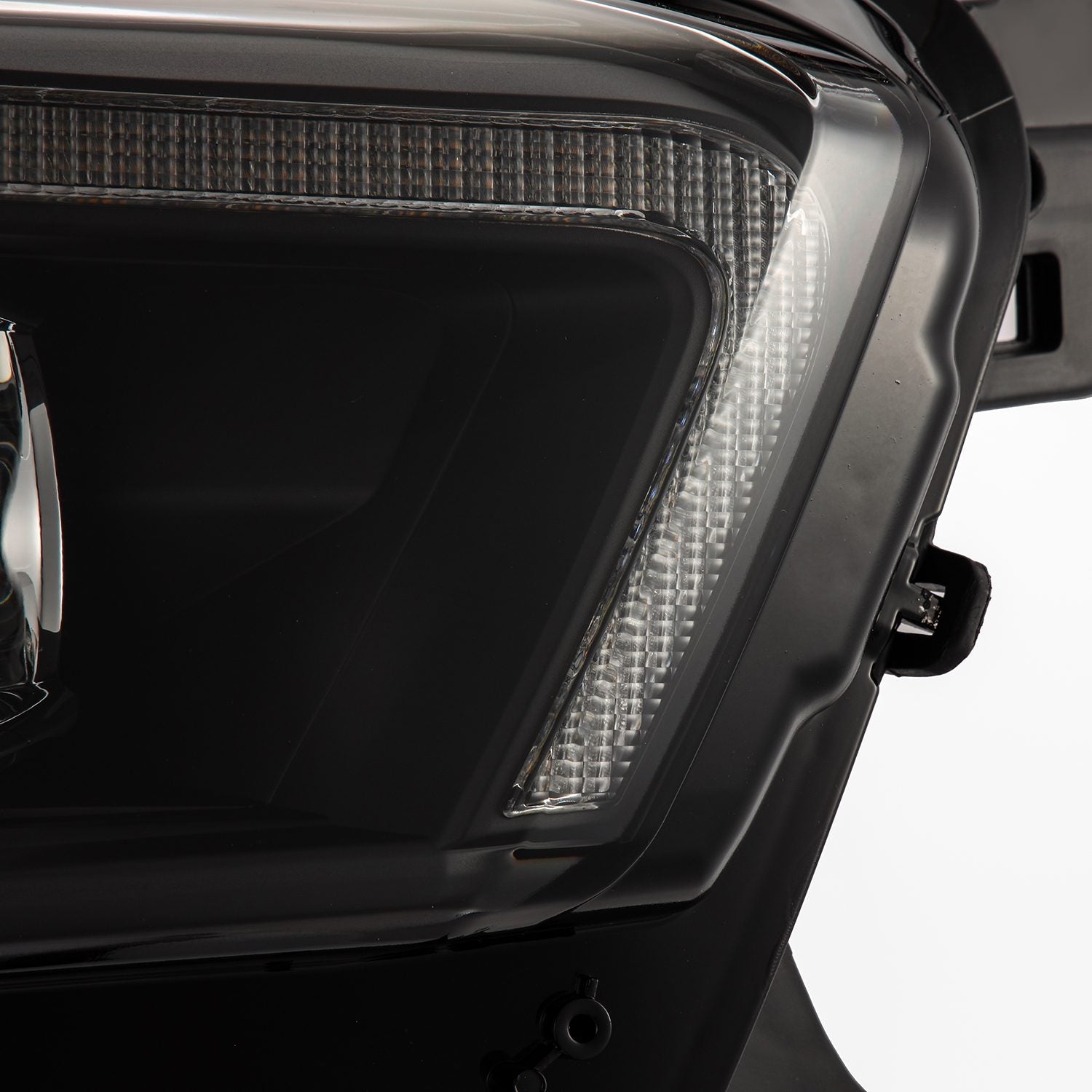 16-23 Toyota Tacoma MK II PRO-Series Halogen Projector Headlights Black