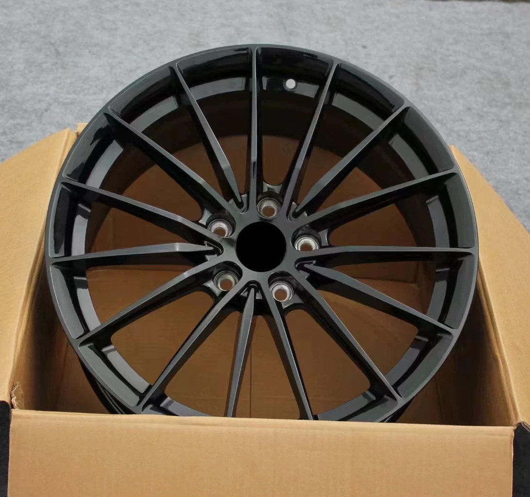 WWC 515 | 15-Spoke Flow-Form Wheel – Black