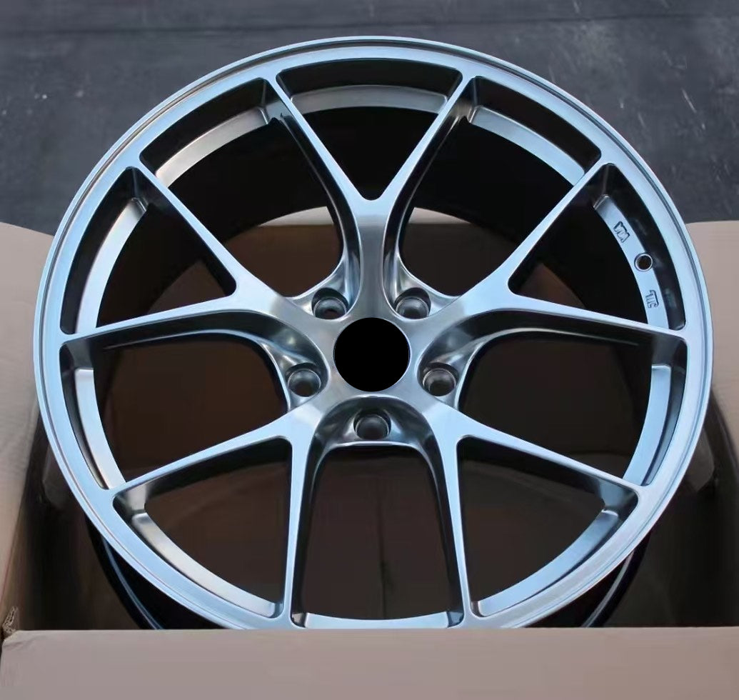 WWC 507 | 5-Split-Spoke Flow-Form Wheel – Silver