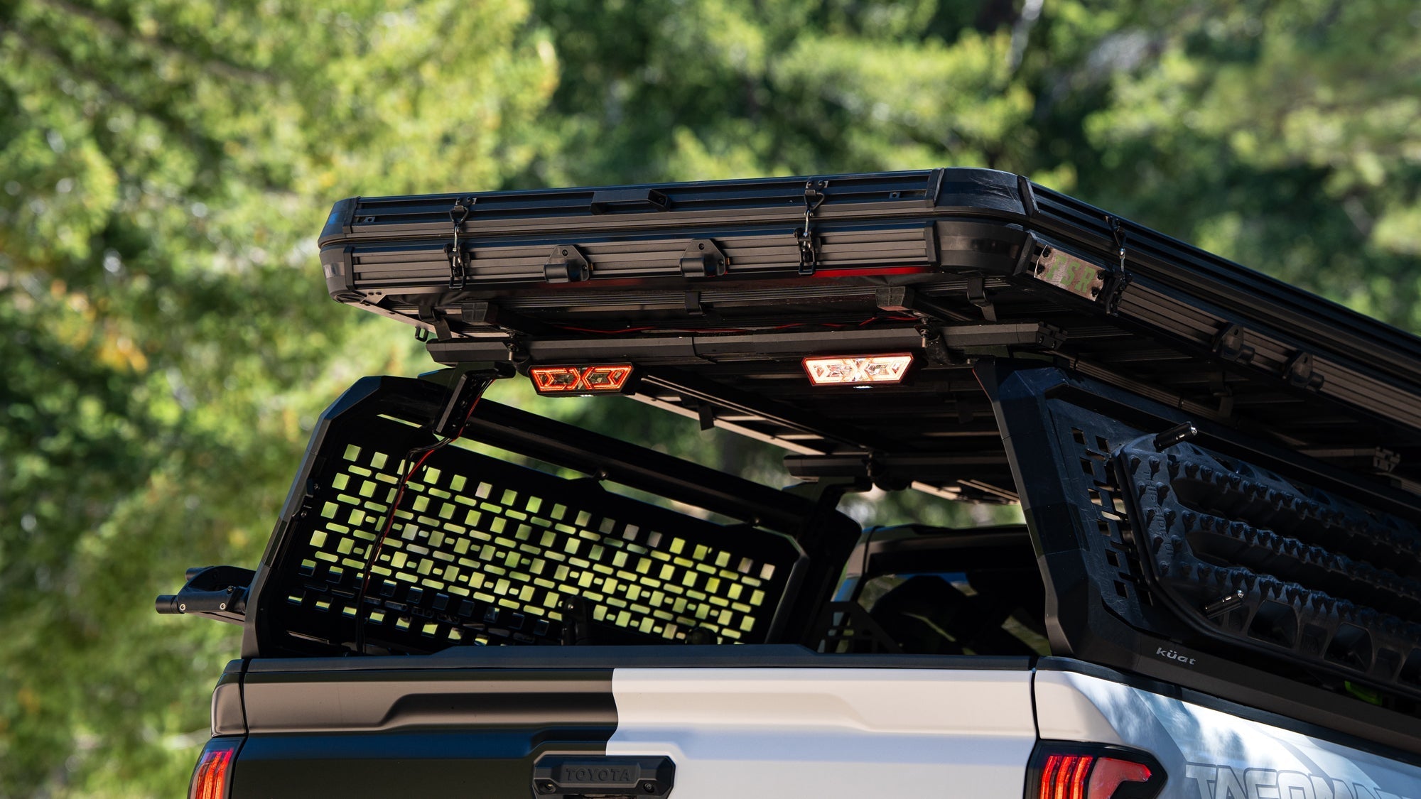 AlphaRex Arrow-X Multi-functional Off-Road Chase Light - Black