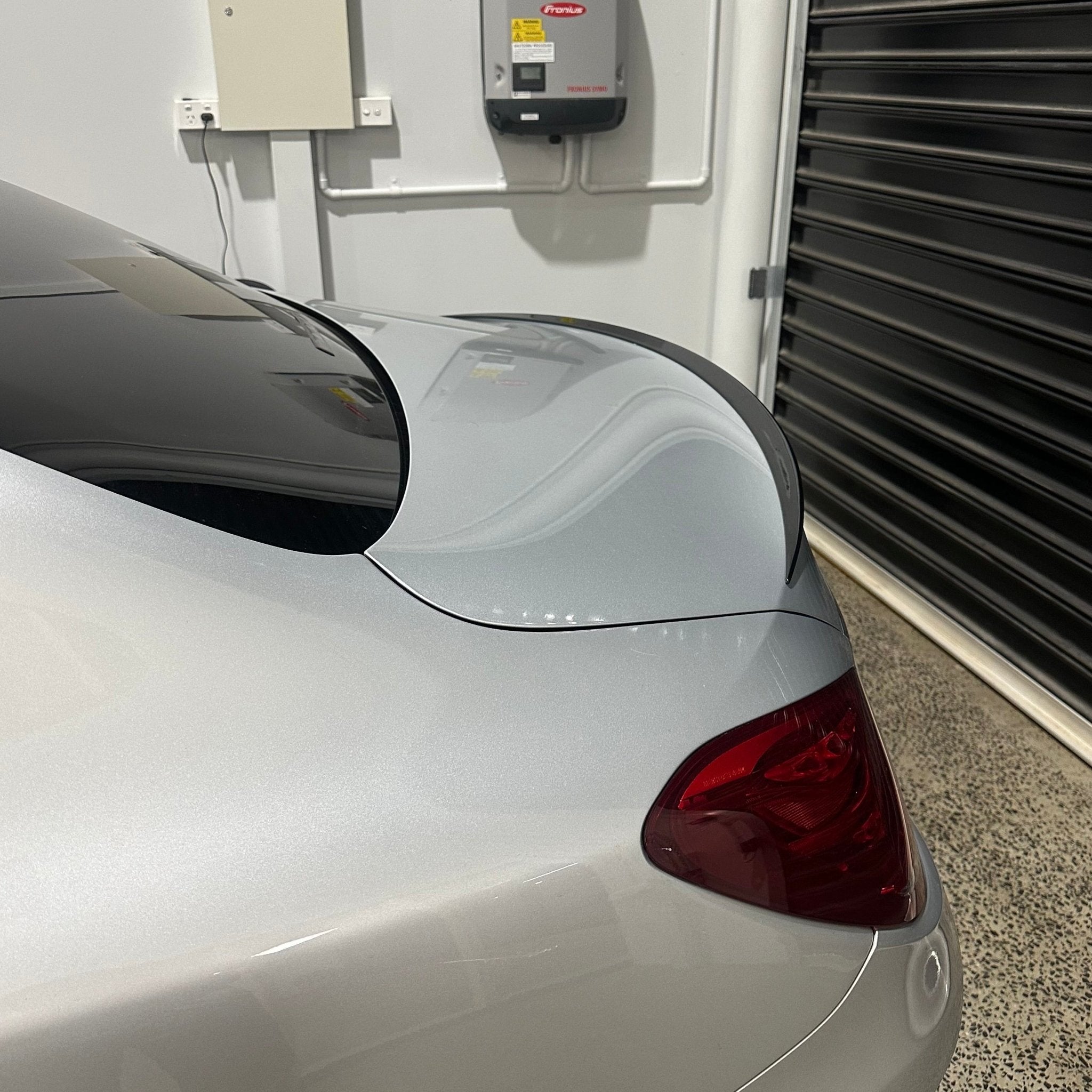 Mercedes Benz C - class (Sedan) AMG Style Rear Spoiler