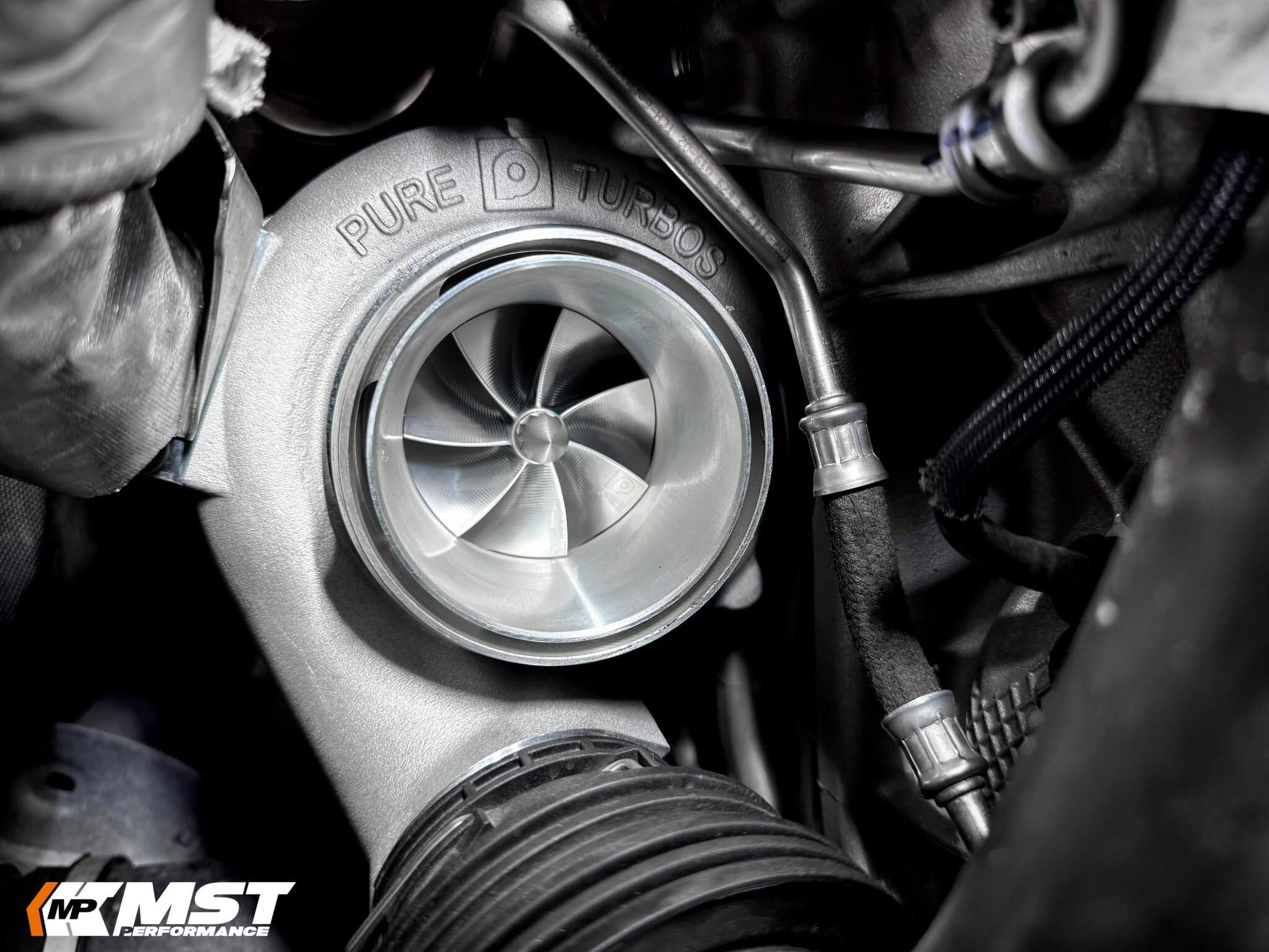MST Performance BW-B5813
