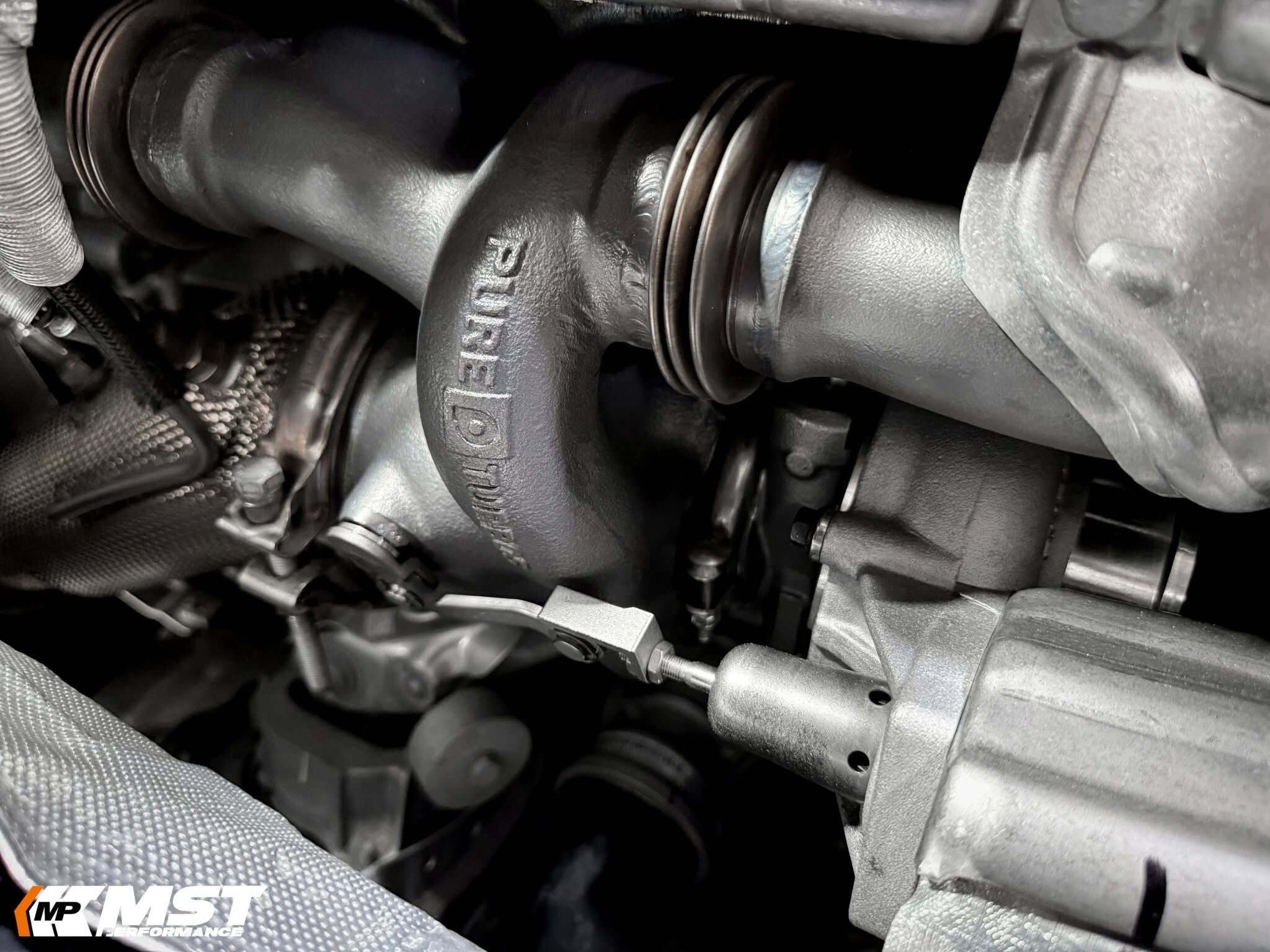 MST Performance BW-B5813