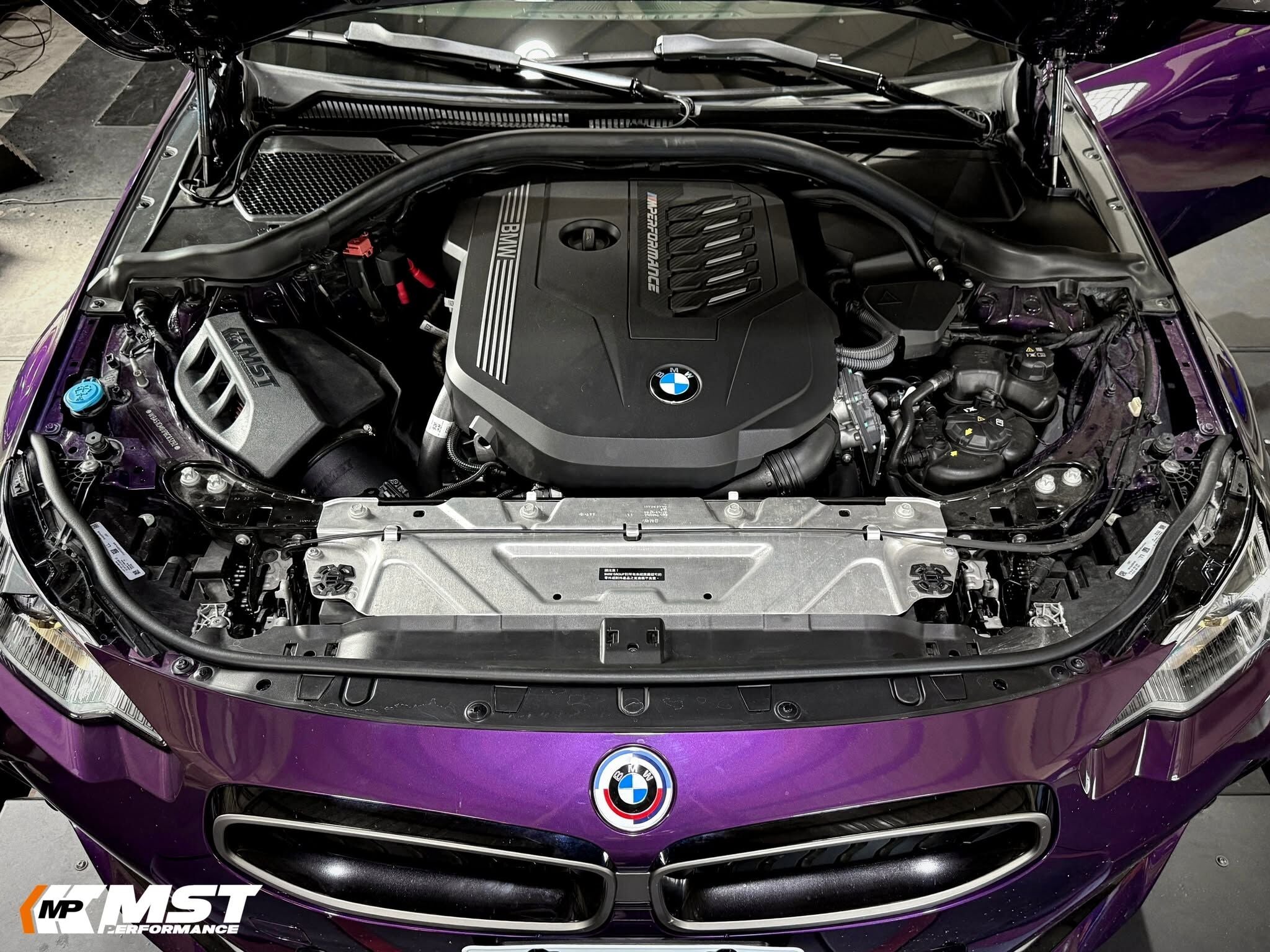 MST Performance BW-B5813