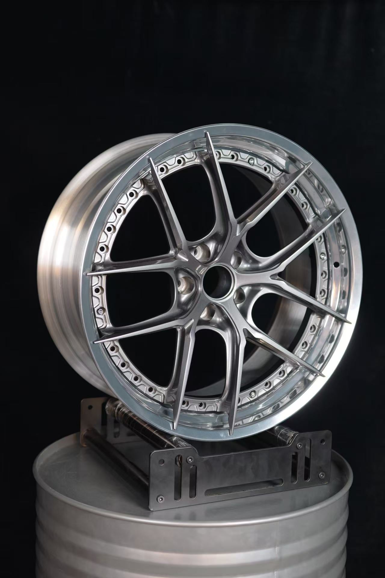 Custom Forged WWC RoyalMesh 2-Piece Wheel