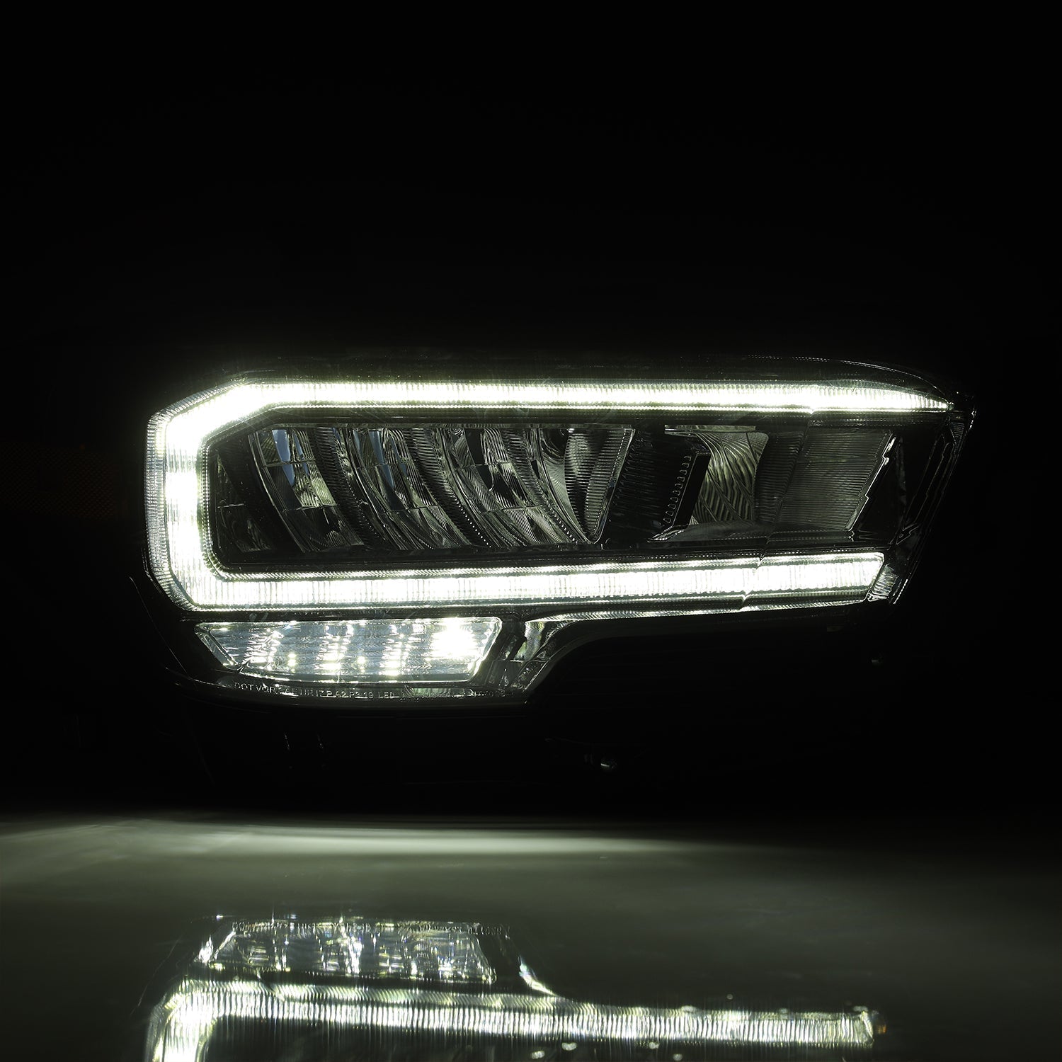 16-23 Toyota Tacoma LUXX-Series LED Crystal Headlights Black