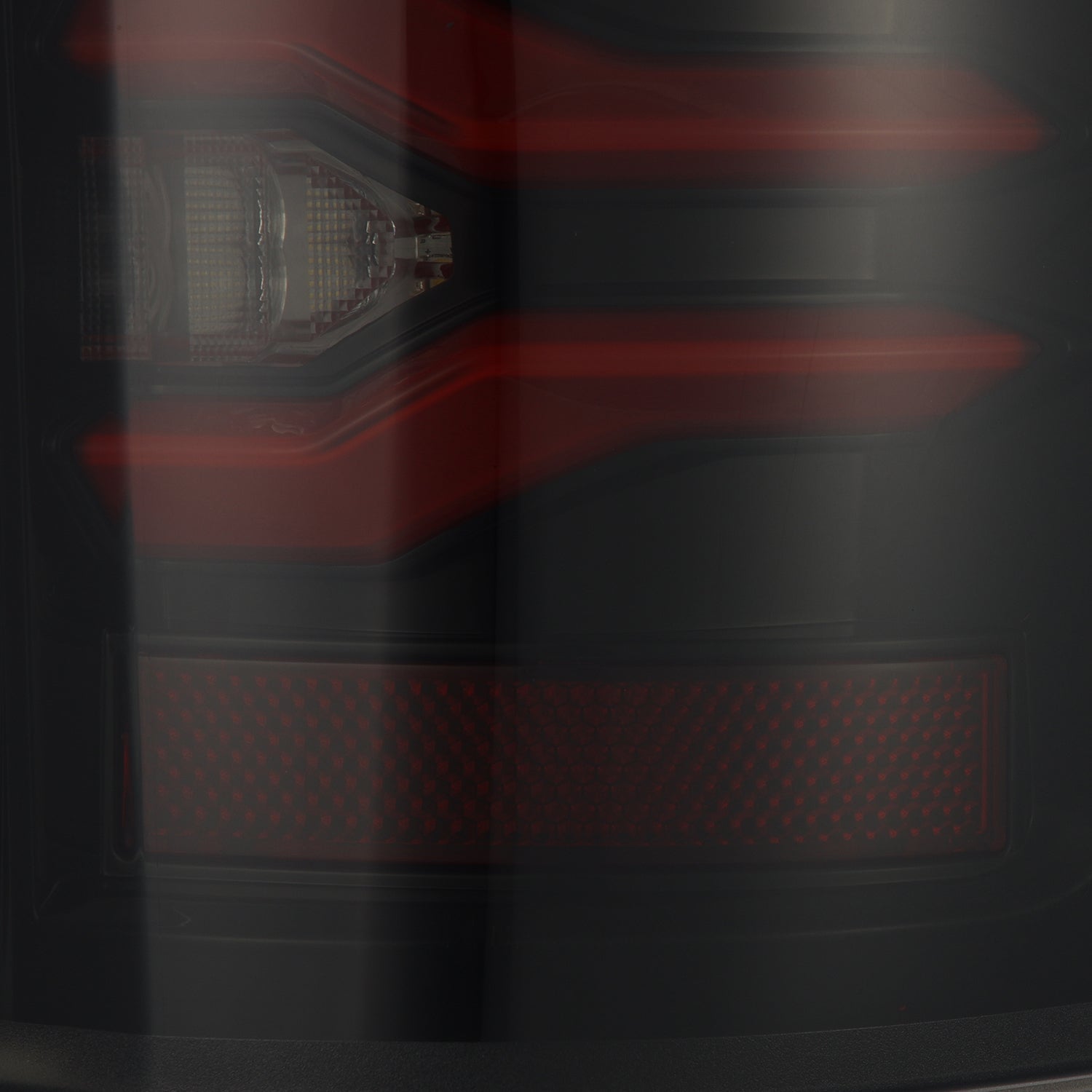 17-22 Ford Super Duty LUXX-Series LED Tail Lights Black-Red