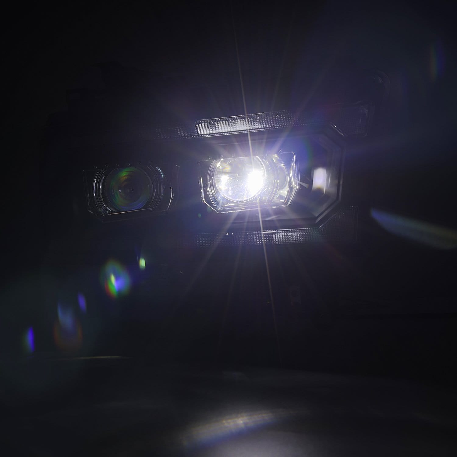 19-24 Ram 2500/3500/4500/5500 LUXX-Series LED Projector Headlights Black