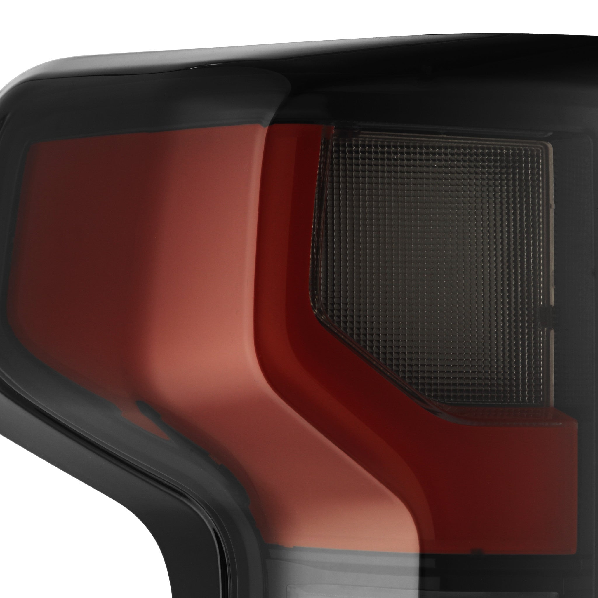 19-26 Chevrolet Silverado 1500 / 20-26 Silverado 2500HD/3500HD LUXX-Series LED Tail Lights Black-Red