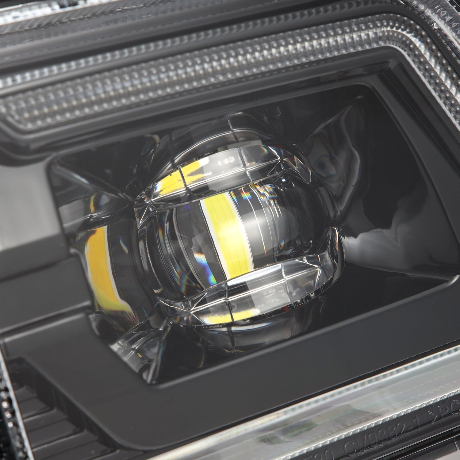 19-23 Chevrolet Silverado 1500/20-23 Chevrolet Silverado 2500HD/3500HD DoubleTap Dual Color LED Projector Fog Lights