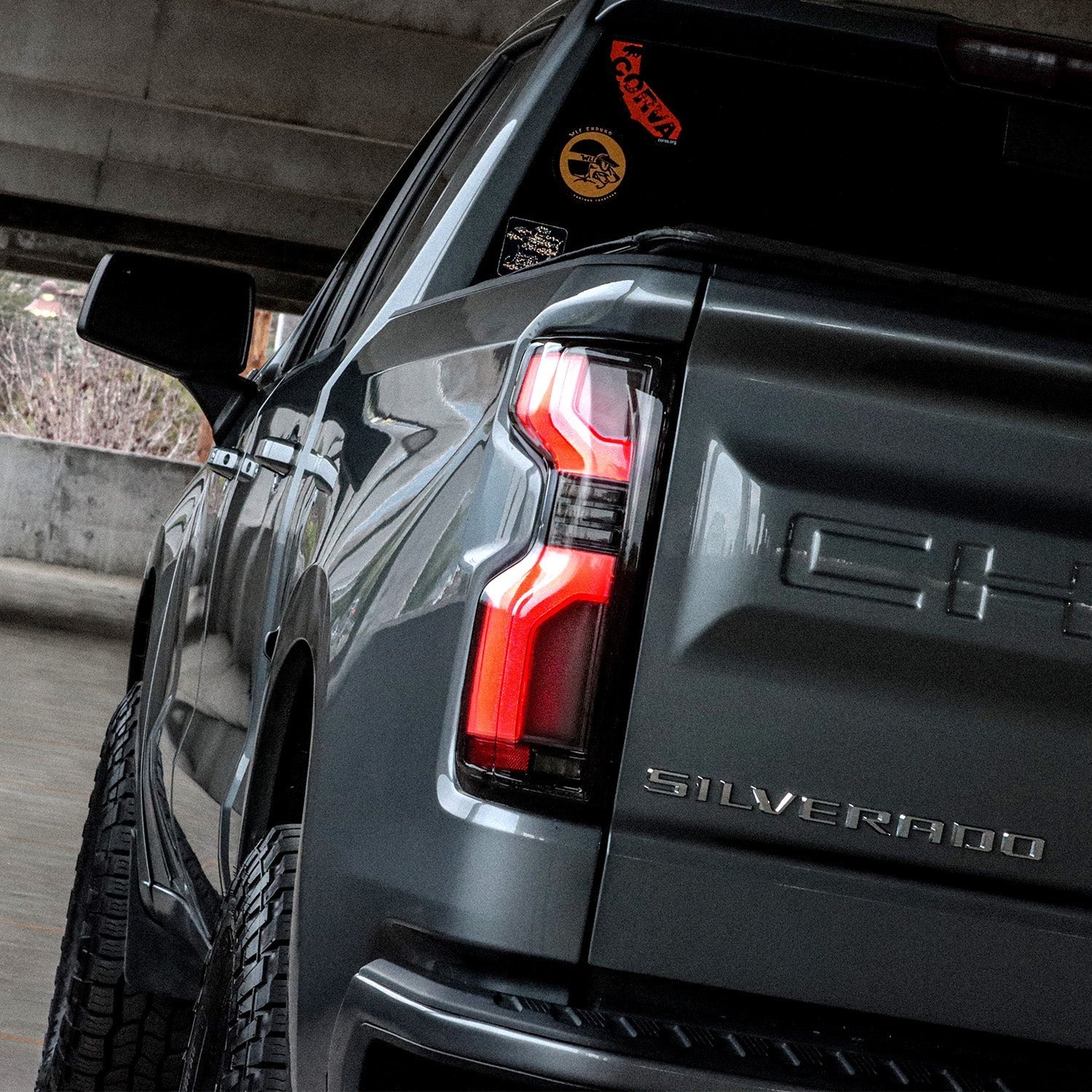 19-26 Chevrolet Silverado 1500 / 20-26 Silverado 2500HD/3500HD LUXX-Series LED Tail Lights Alpha-Black