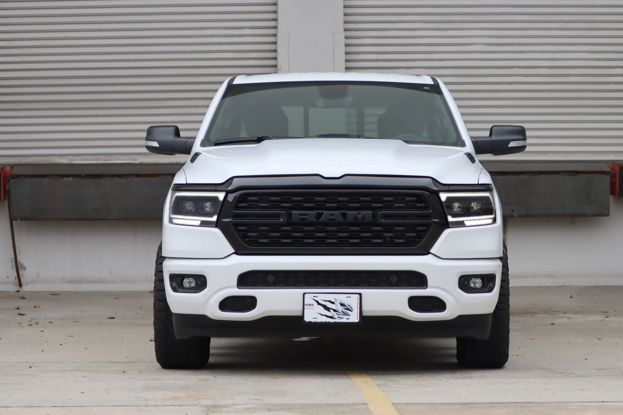 19-24 Ram 1500 (MK II 2500 Style) LUXX-Series LED Projector Headlights Alpha-Black