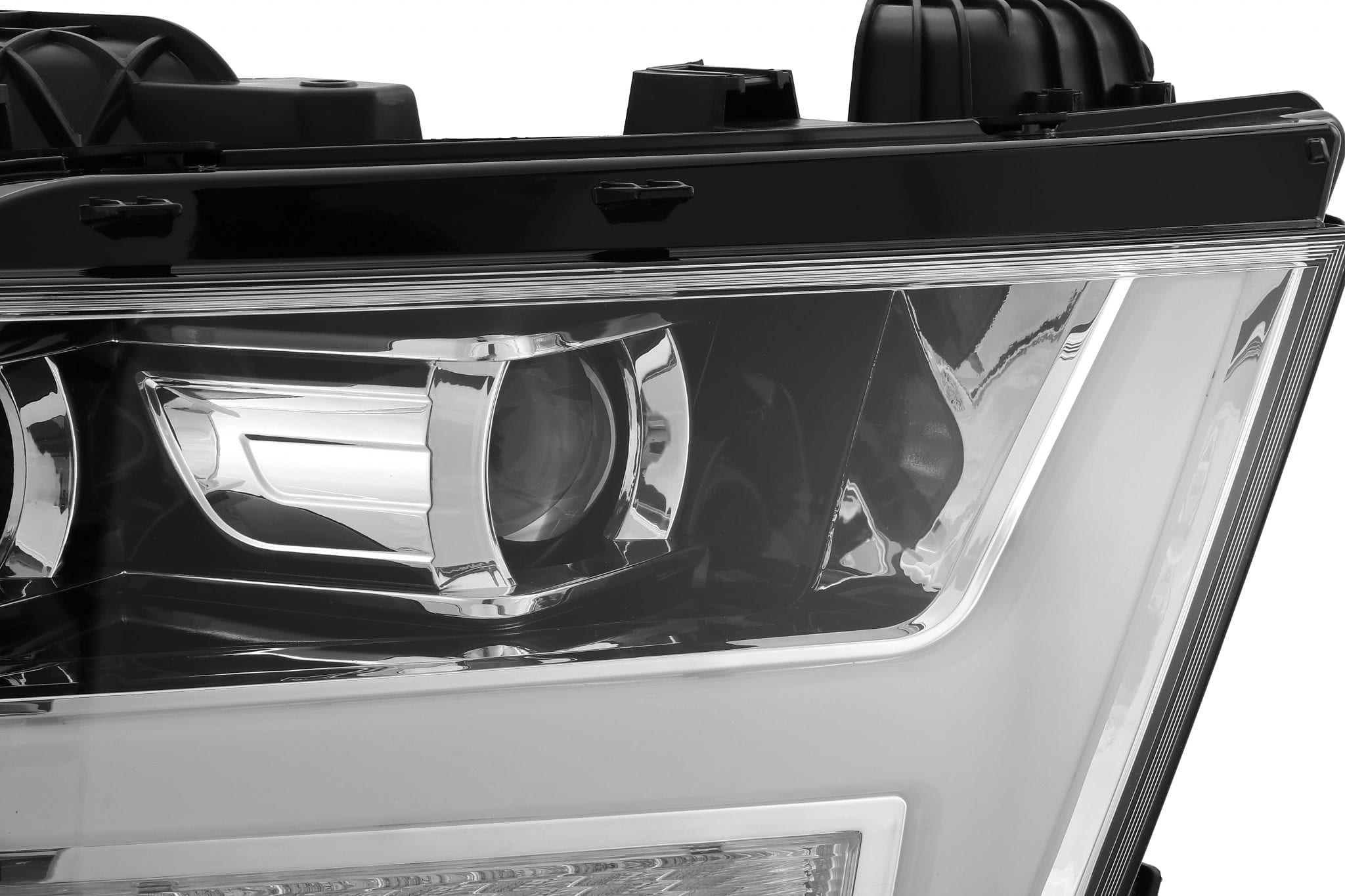19-24 Ram 1500 PRO-Series Halogen Projector Headlights Chrome
