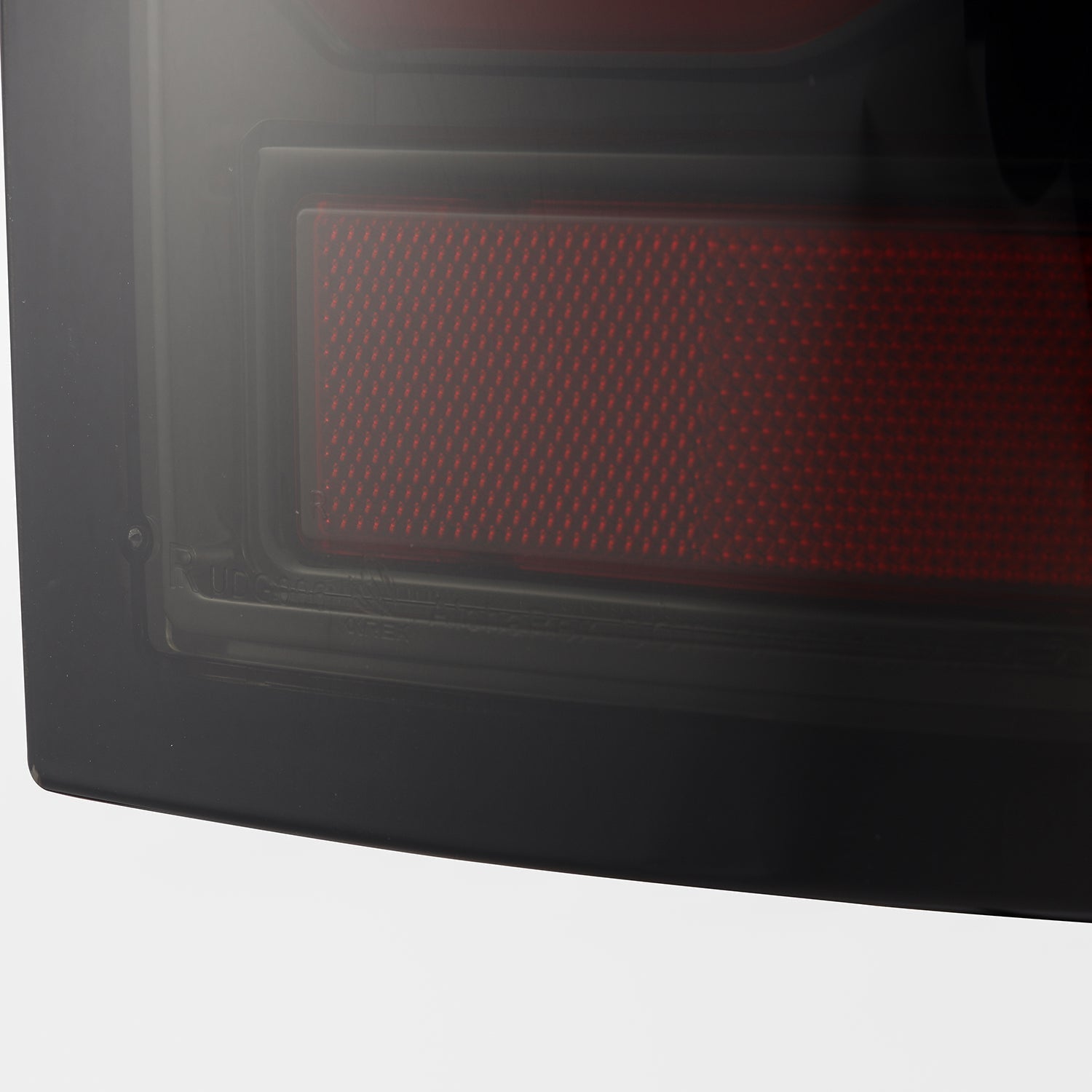 19-24 Ram 2500/3500 LUXX-Series LED Tail Lights Black-Red