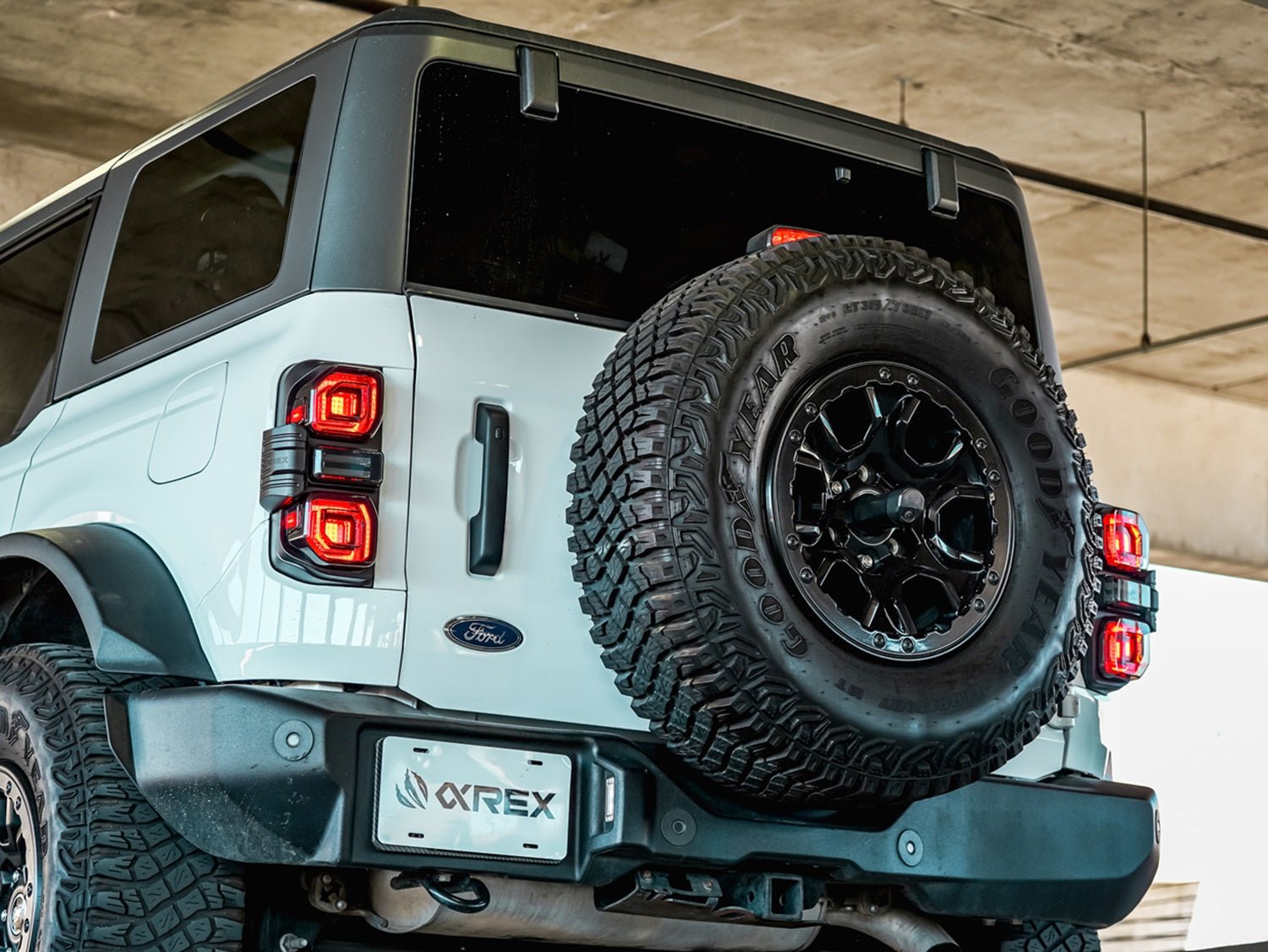 21-26 Ford Bronco NOVA-Series Prismatic LED Tail Lights Black