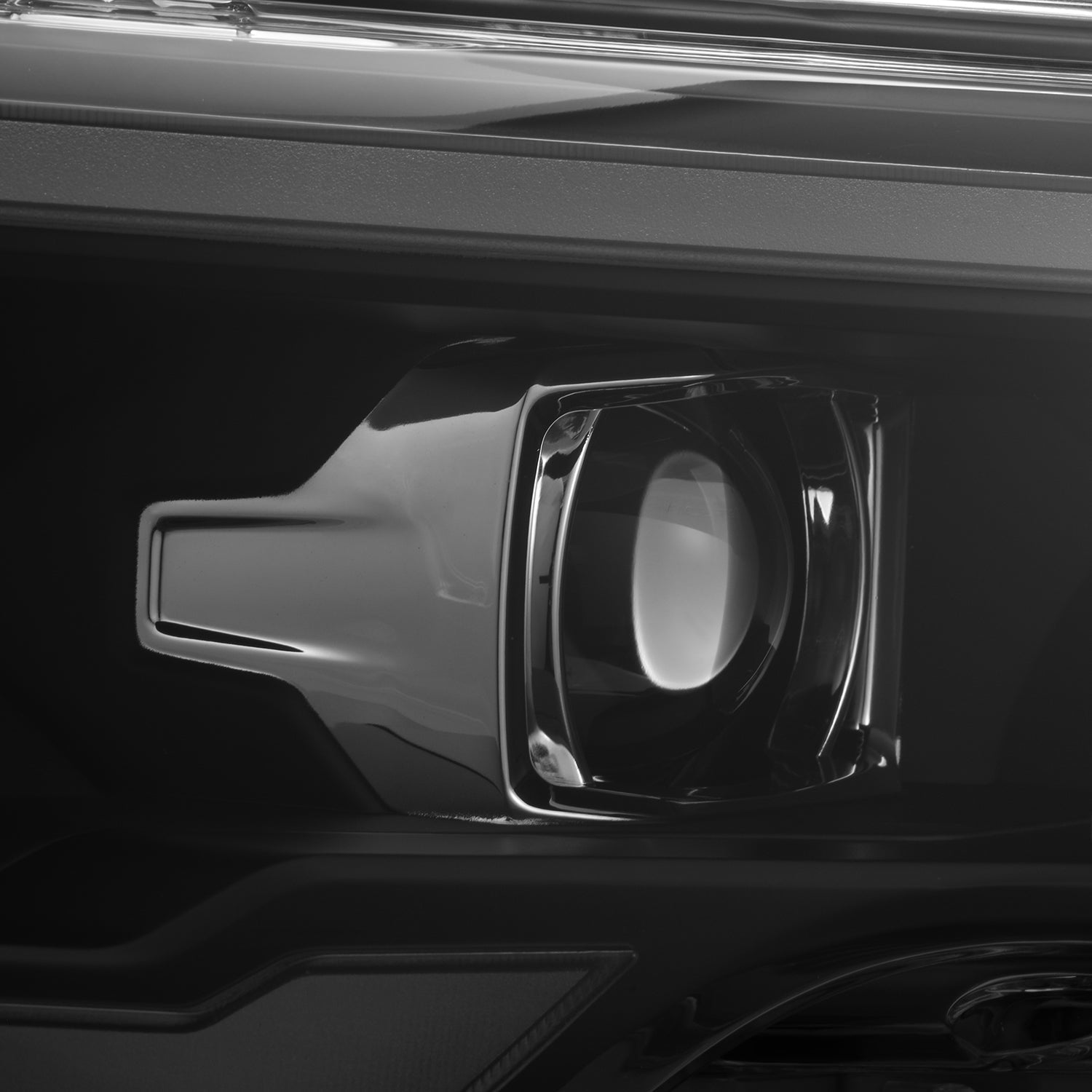 25-26 Ram 1500 LUXX-Series LED Projector Headlights Black