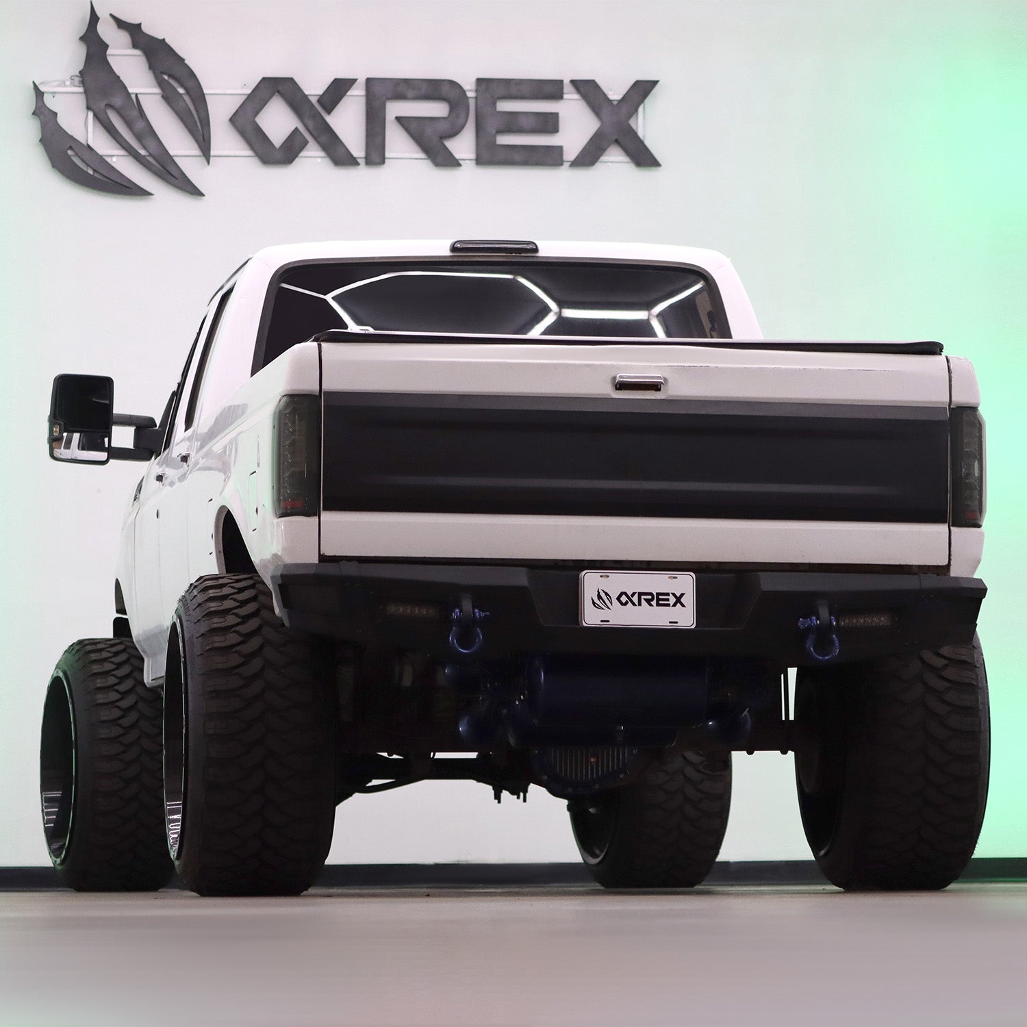 87-96 Ford F-Series/Bronco LUXX-Series LED Tail Lights Black