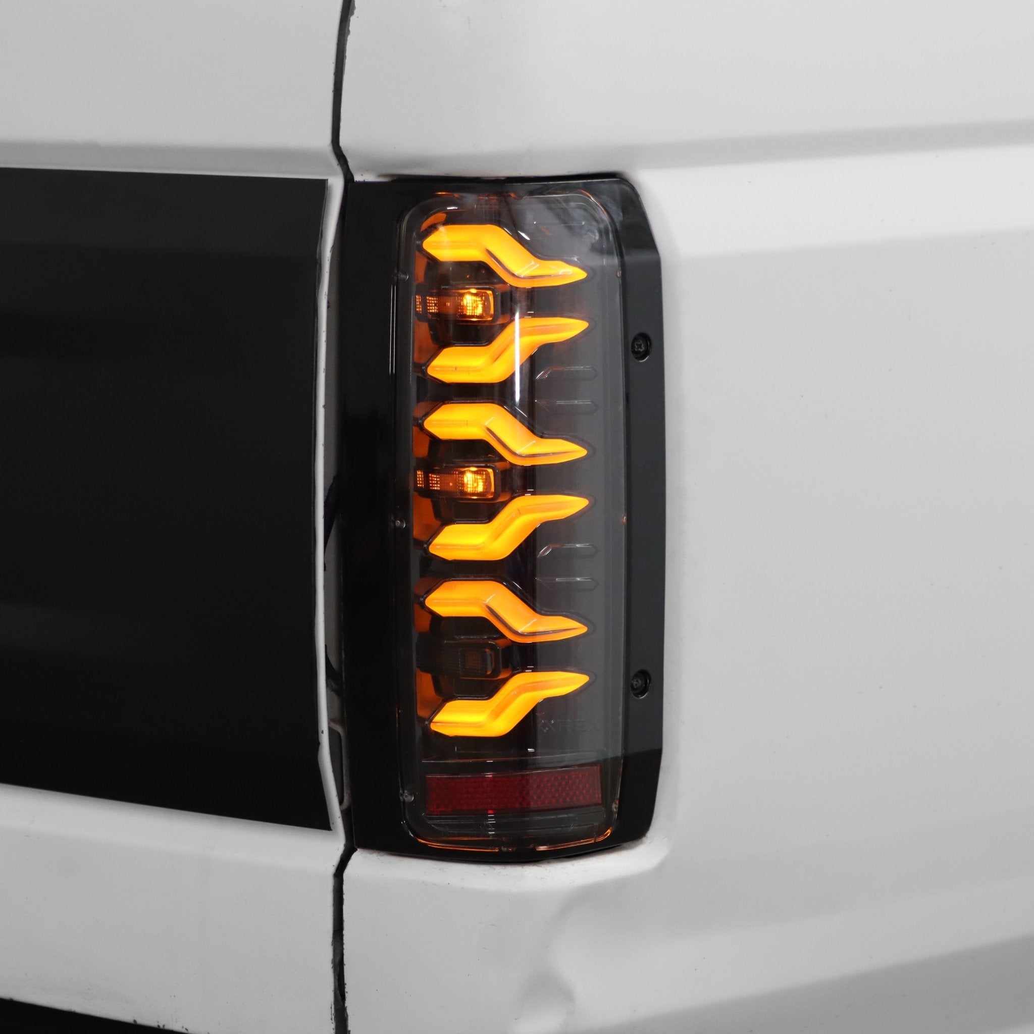 87-96 Ford F-Series/Bronco LUXX-Series LED Tail Lights Black-Red