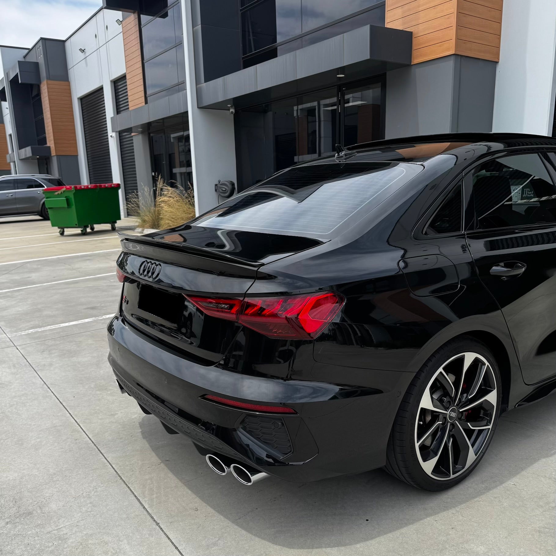 Audi A3/S3/RS3 (21 +) M4 Style Rear Spoiler