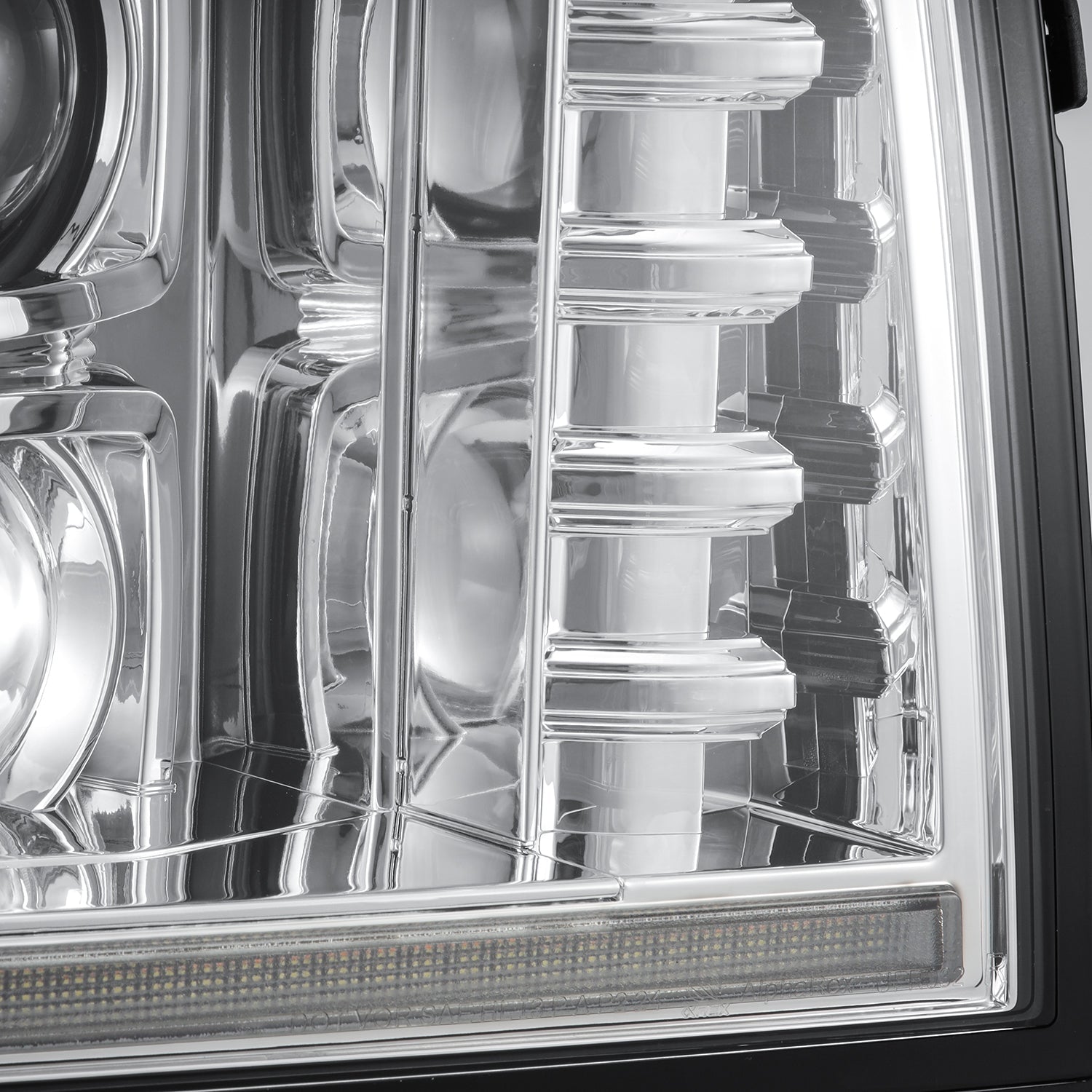 92-96 Ford F-Series/Bronco LUXX-Series LED Projector Headlights Chrome