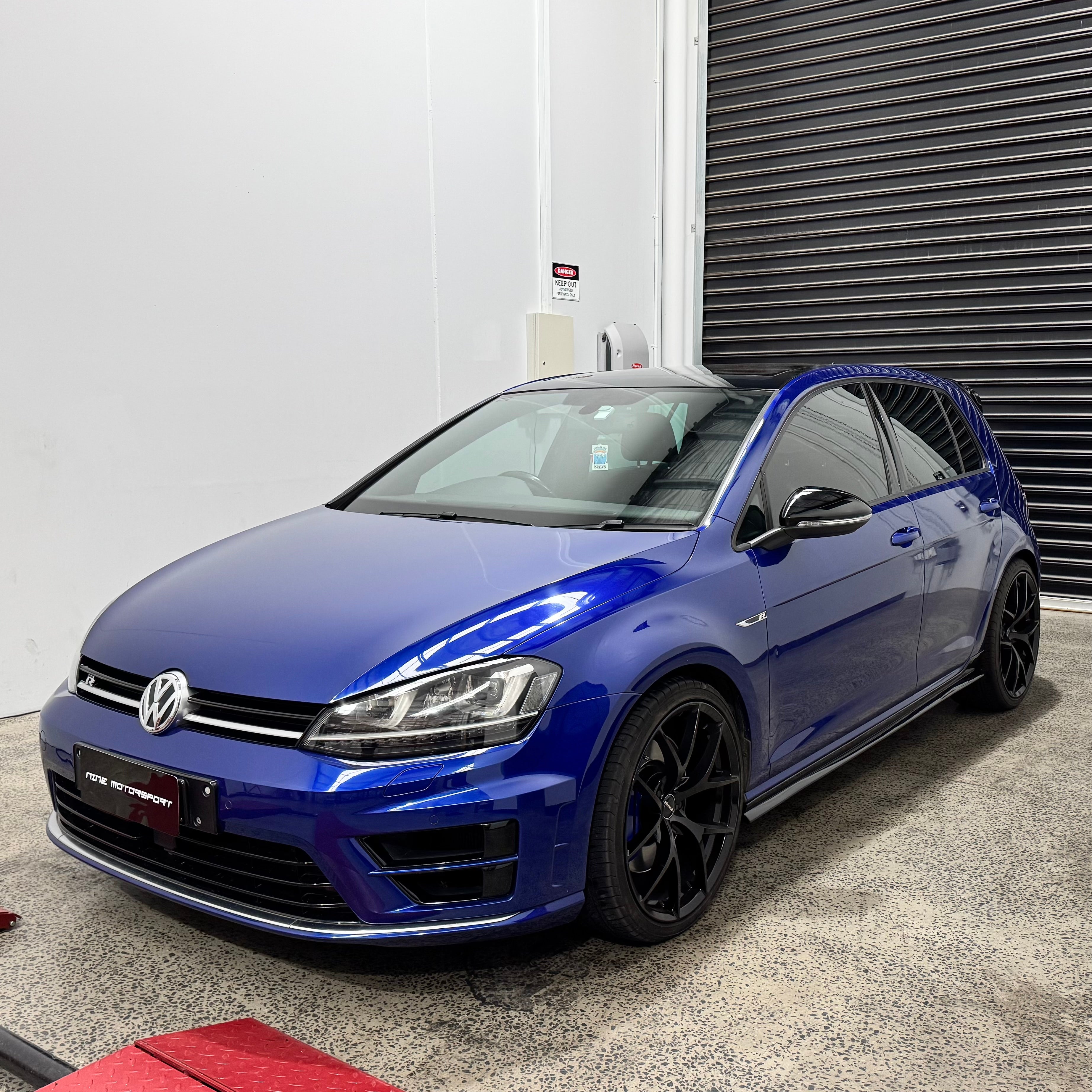 Vero Motorsport VW Golf MK7/7.5 Gloss Black Side Skirts